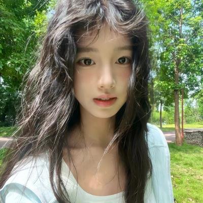 我想变成鸟,所以跳起来